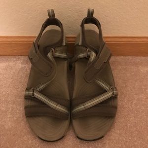 Activity sandals